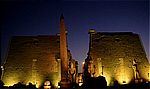 karnak-tempel-nacht